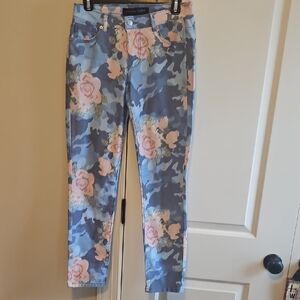 womens sz 4 boston proper floral jeans pink and blue